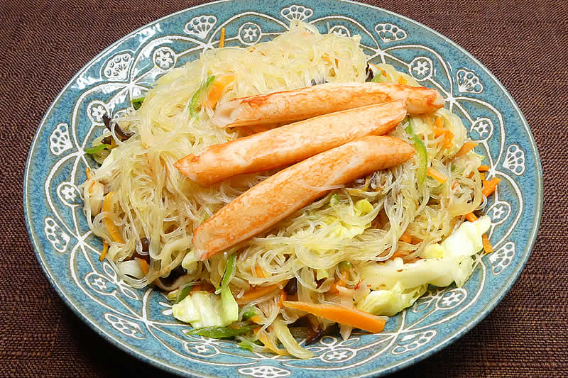 カニかまの焼きビーフン